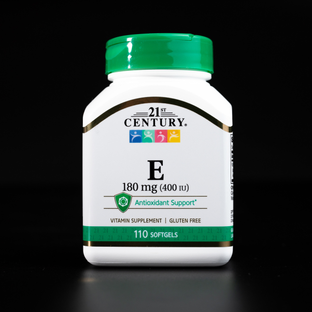 Vitamin E 180 mg (400 IU) (110 softgels)  